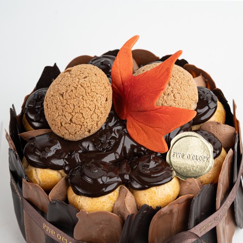 Çikolatalı Muzlu Profiterollü Pasta