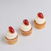 Çilekli Beyaz Çikolatalı Cupcake