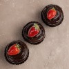 Çilekli Bitter Çikolatalı Cupcake