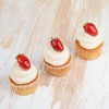 Çilekli Beyaz Çikolatalı Cupcake